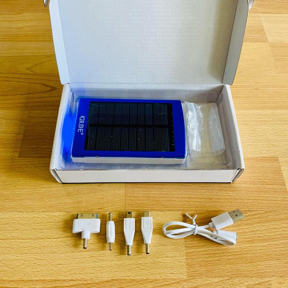 🌞SOLAR POWER BANK
